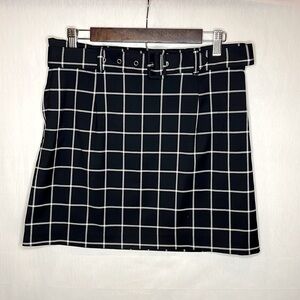 H&M belted skirt black and white